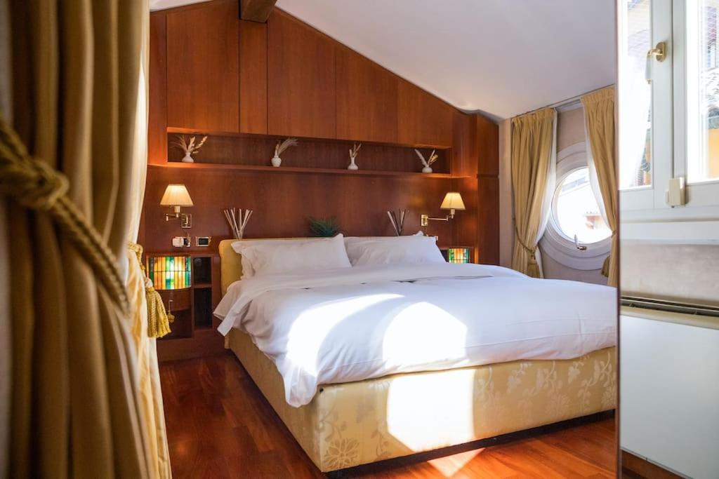 Carbonesi Luxury - Centro Storico Apartman Bologna Kültér fotó