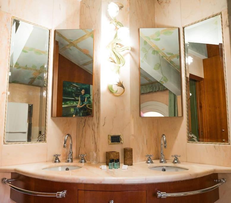 Carbonesi Luxury - Centro Storico Apartman Bologna Kültér fotó